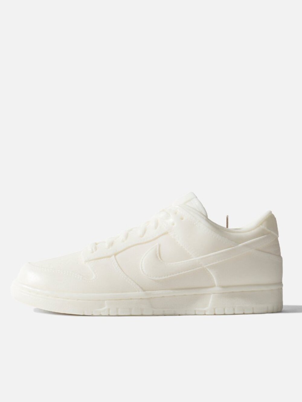 Cölle Nike SB Dunk Low Sneaker Candle